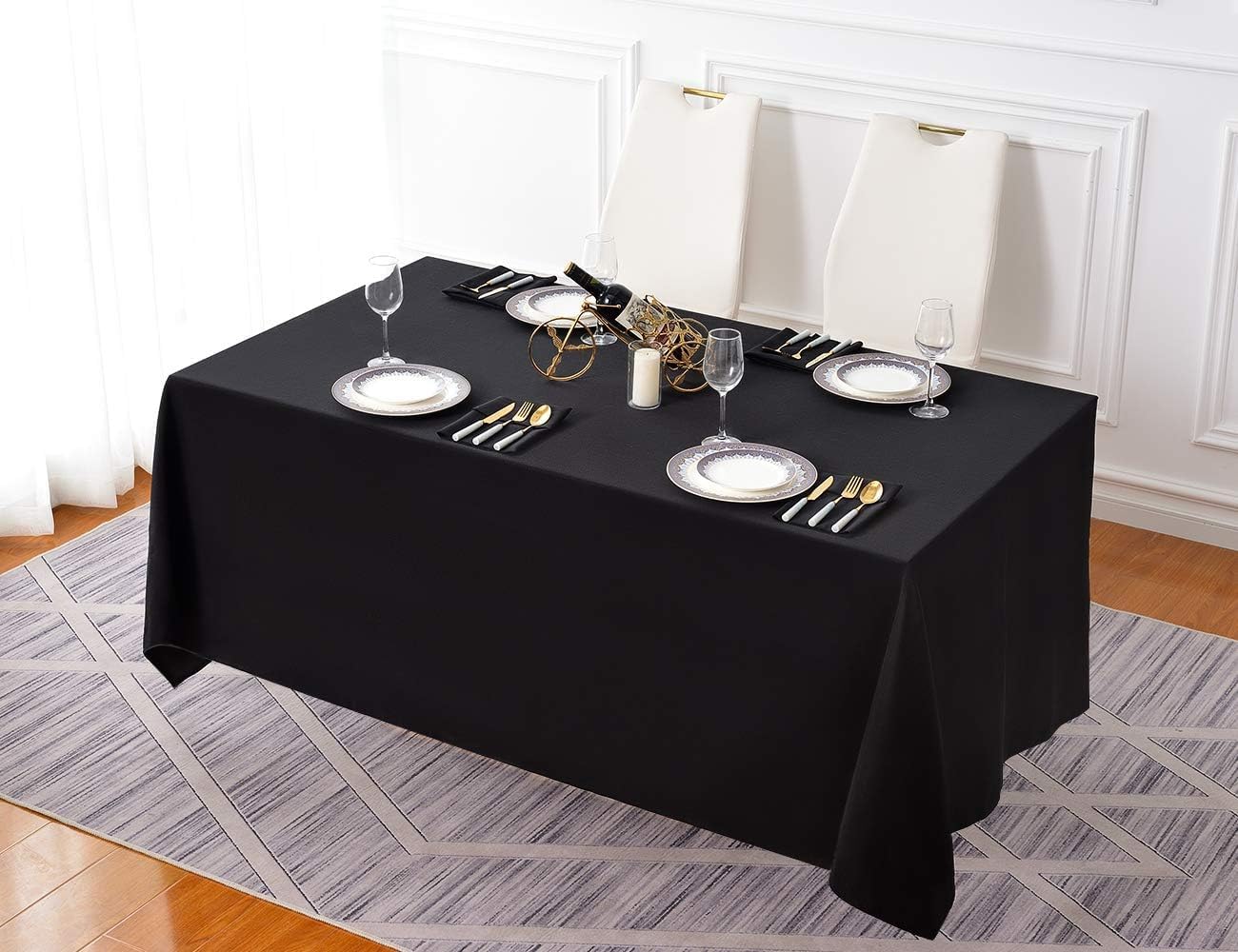Surmente 5 Pack Black Tablecloth 90 x 156-inch Rectangular Polyester Table Cloth for Weddings, Banquets, or Restaurants