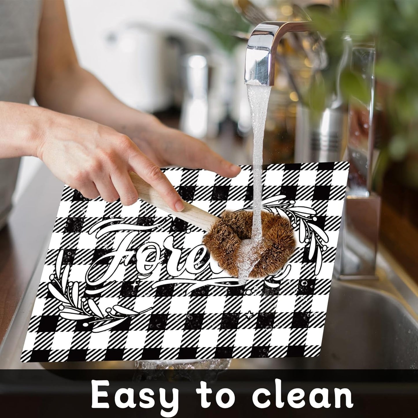 Love Family Placemats Set of 6 Buffalo Plaid Plastic Table Mats Black and White Plaid Place Mats Washable Vinyl Love Home Checkered Table Decoration for Indoor Outdoor Party Kitchen Dining